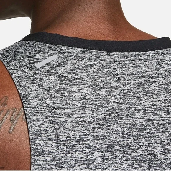 New men’s Nike Running Core 365 Rise Size XL Dri-Fit Polyester Shirt - Picture 14 of 14